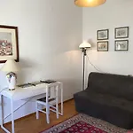 Apartment Lines Of Wellignton *