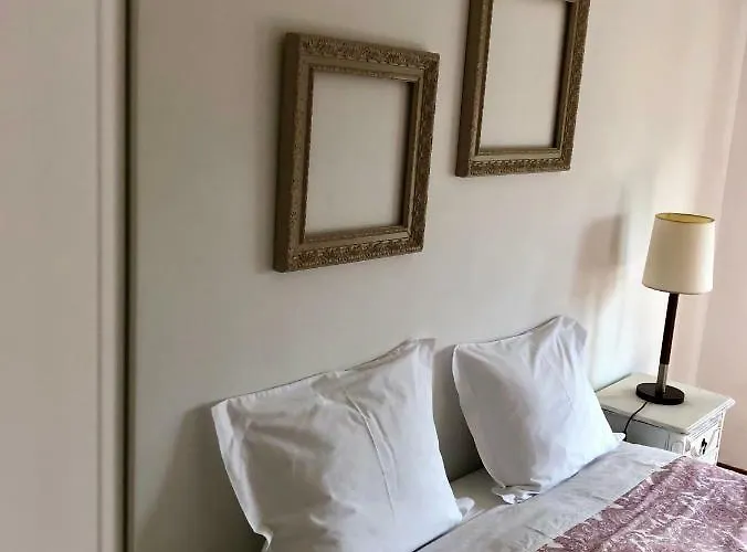 Lines Of Wellignton *